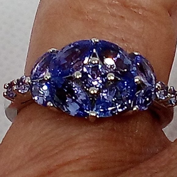 bbj Jewelry - beautiful tanzanite ring! size 6